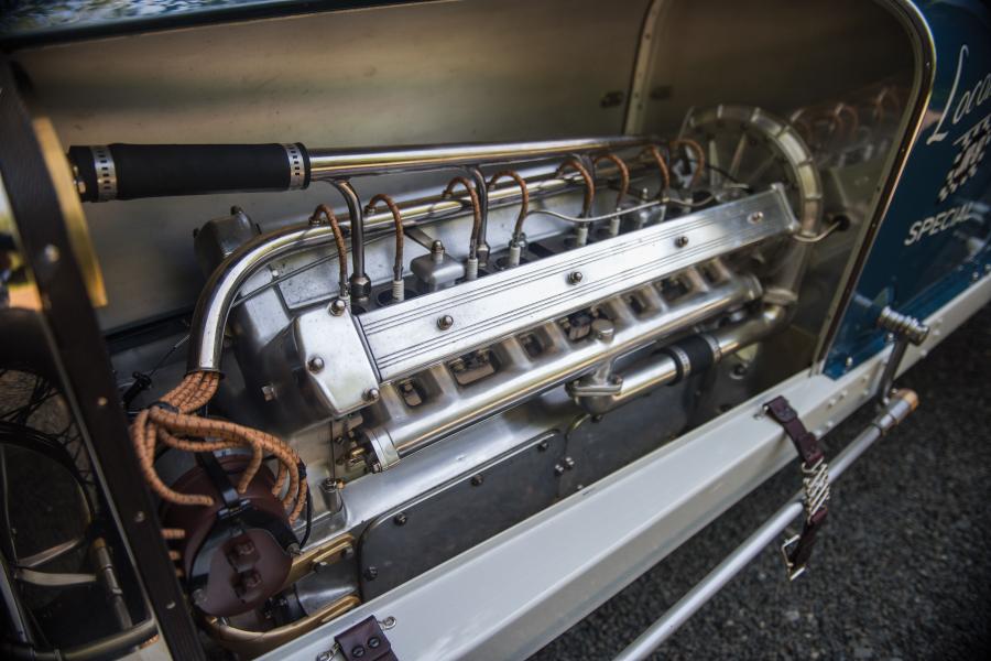 Моторный отсек Miller Locomobile Junior 8 Special 1926 года  (фото 2 из 27)